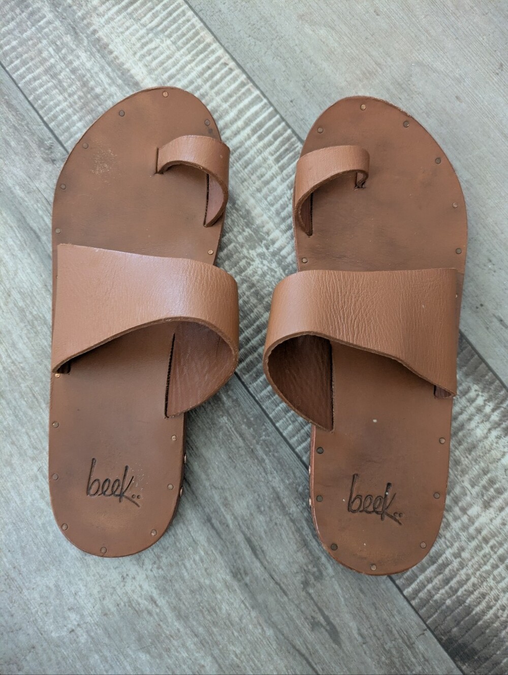 Beek Finch Women’s Size 7 Tan Leather Toe Ring Handmade Sandals